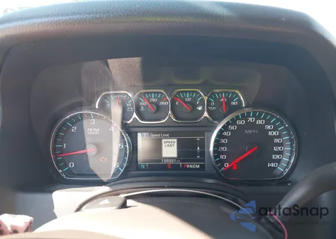 2015 Chevrolet Suburban 1500 Ltz z USA, uszkodzony, nr VIN 1GNSCKKC6FR742708